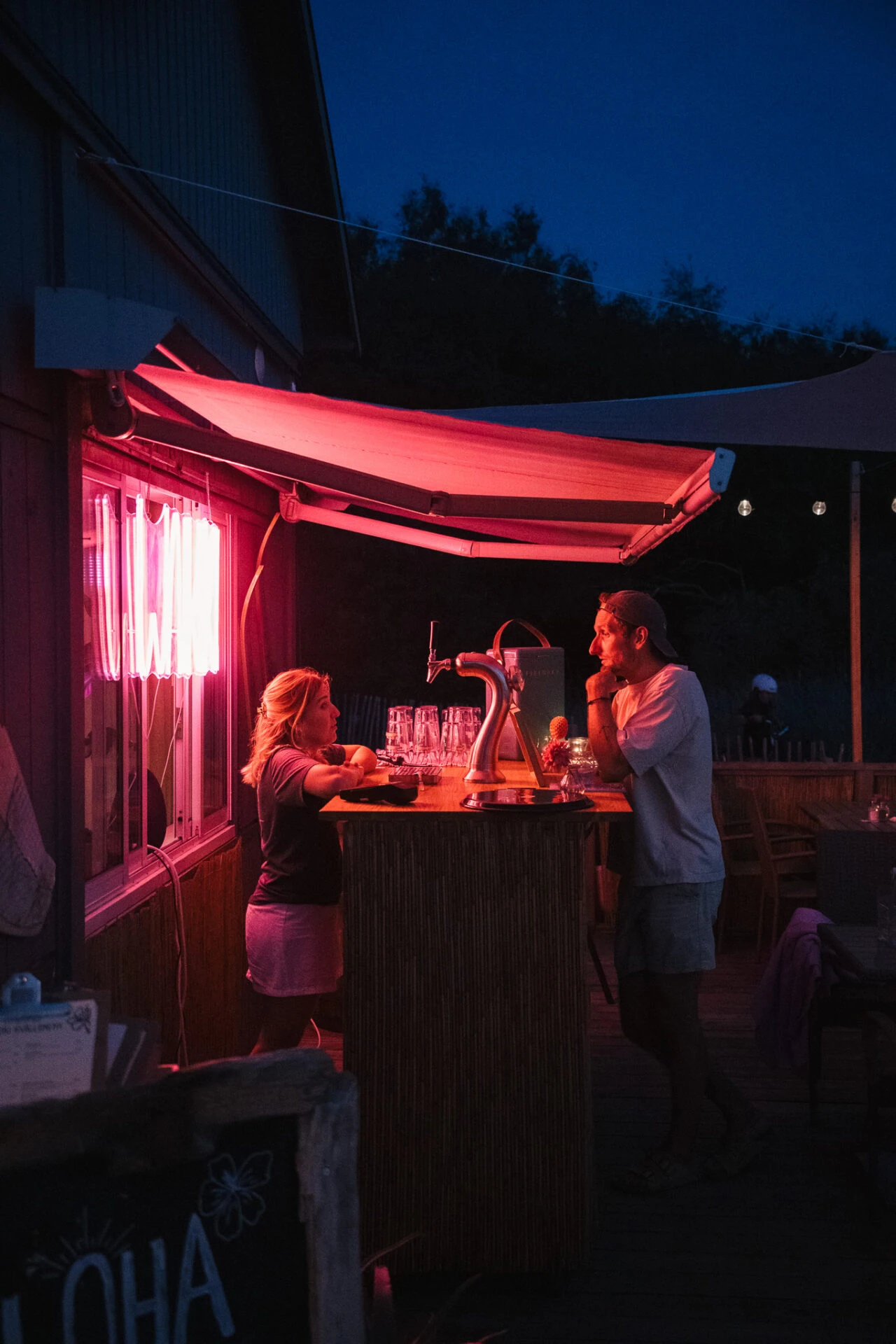 Waikiki Outdoor Bar